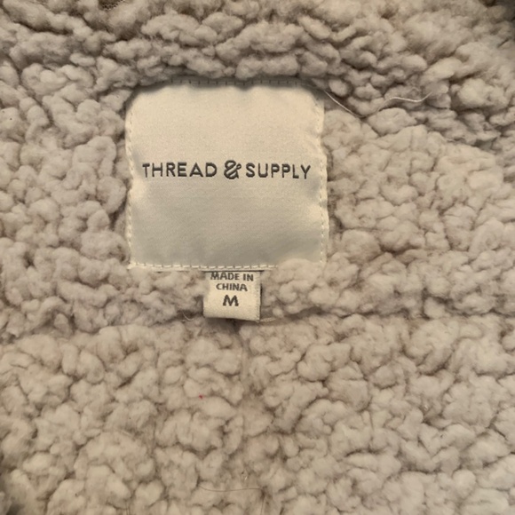 Sherpa zip up vest - Picture 3 of 3